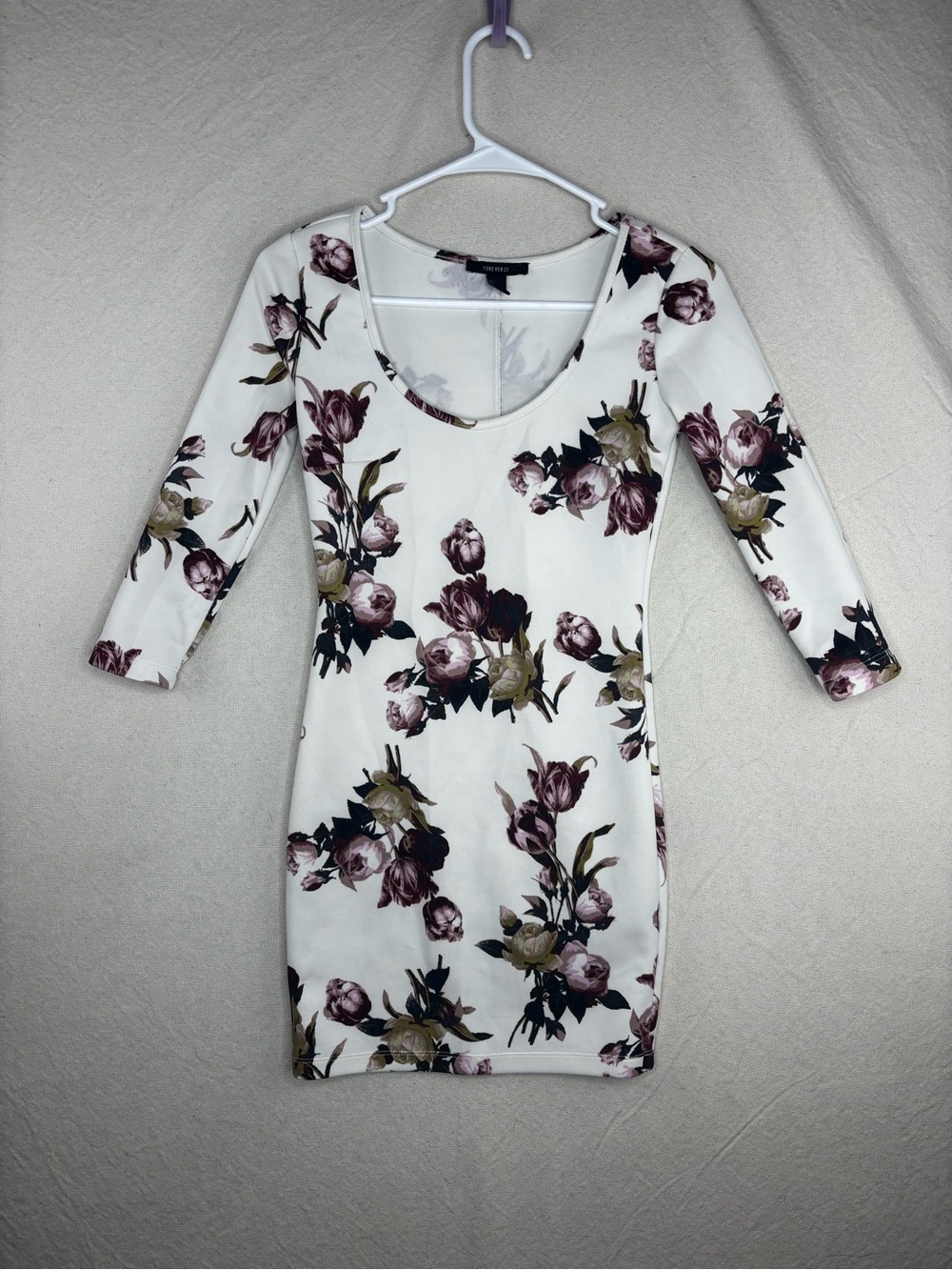 Forever 21 women’s small floral dress
